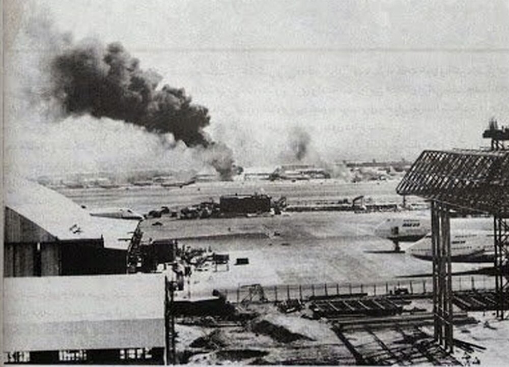 روز «اولین‌ها» در دفاع مقدس + اولین عکس از انفجار در فرودگاه مهرآباد 