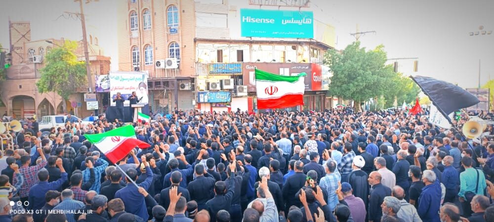 تصاویر | اجتماع بزرگ مردم دزفول در محکومیت اهانت اغتشاشگران