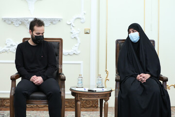 دیدار خانواده شهید سلیمانی با رئیس جمهور