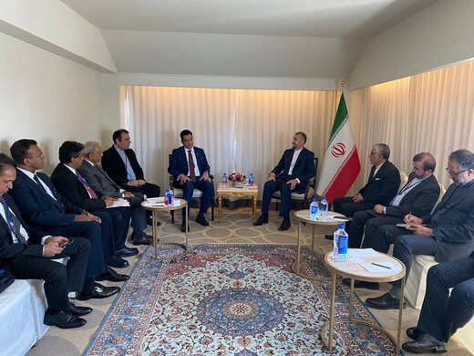 مشاورات بين وزيري خارجية ايران وبروناي حول تطوير العلاقات الثنائية