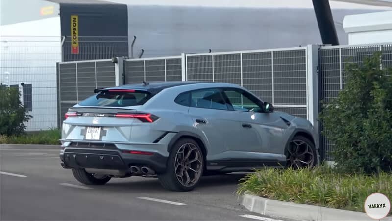 تصاویر | اسپرتترین از لامبورگینی برای شاسیبلند پسندها