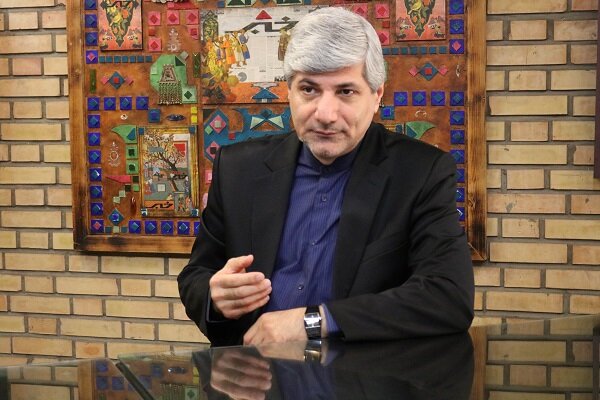 مهمانپرست: معاونت اقتصادی وزارت خارجه باید منحل شود/ روابط دو جانبه ما ضربه خورد