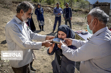 آغاز سال تحصیلی در مدرسه آزادی