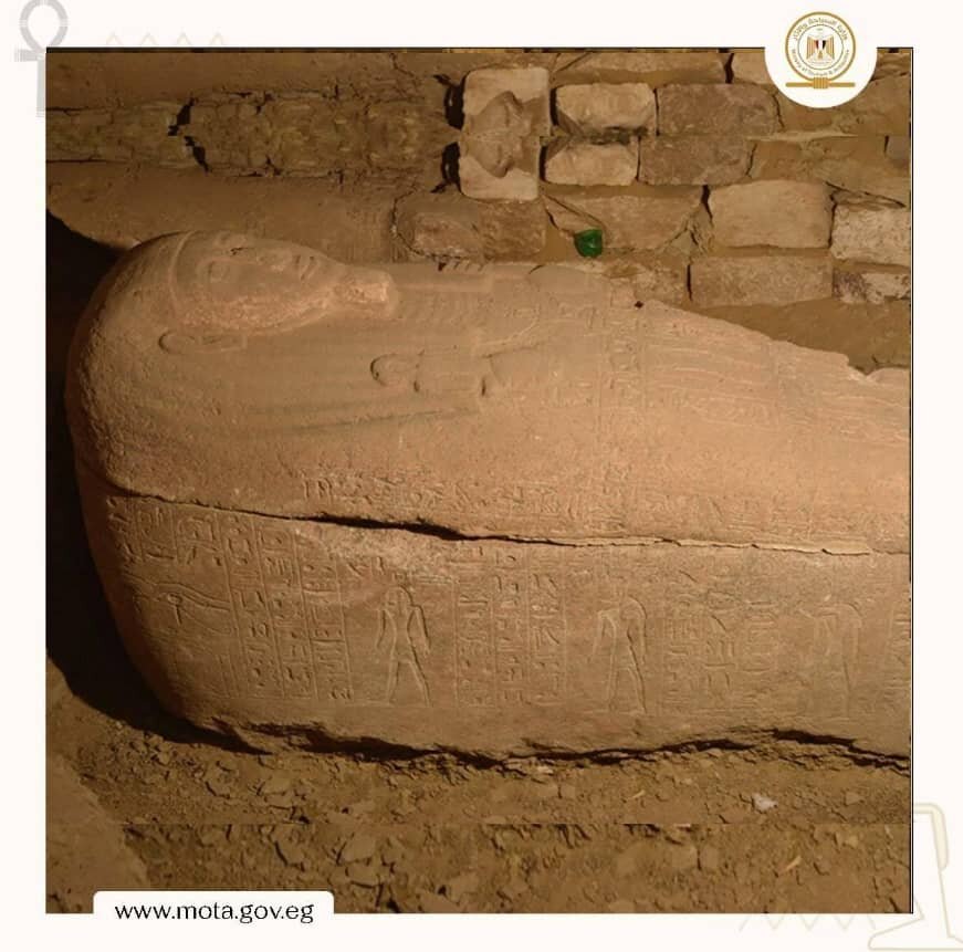 عکس | پیدا شدن تابوت عجیب سه هزار ساله در مصر 2