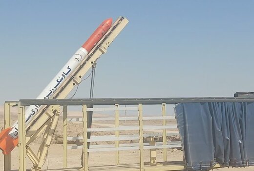 پرتاب موفقیت‌آمیز کاوشگر زیرمداری ایرانی به فضا

