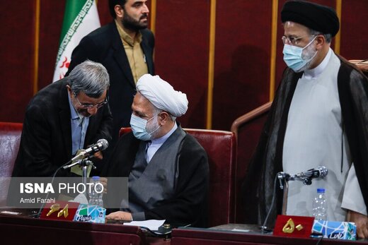 عکس هایی از حضور احمدی نژاد در افتتاحیه نهمین دوره مجمع تشخیص 