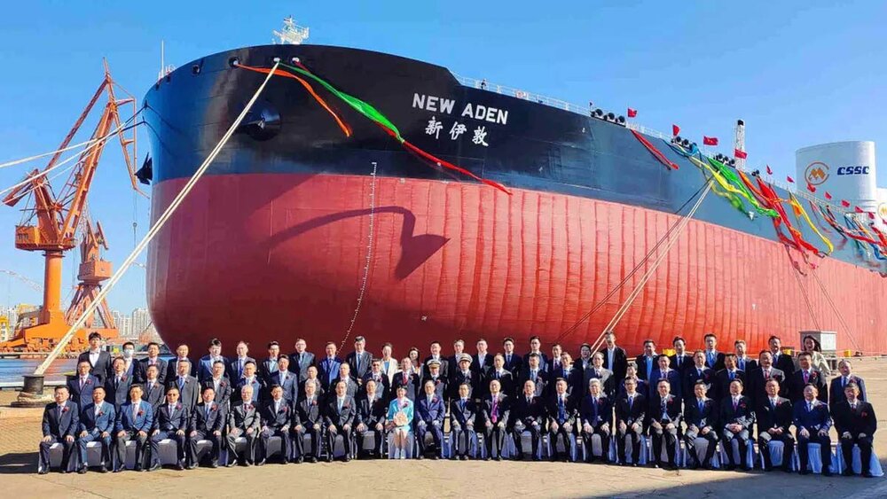 عکس | خلاقیت بی‌نظیر چینی‌ها در ساخت یک کشتی اقیانوس‌پیمای عظیم