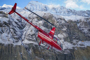 ببینید | پشتک زدن یک خلبان با هلیکوپتر بر فراز کوه‌ها!