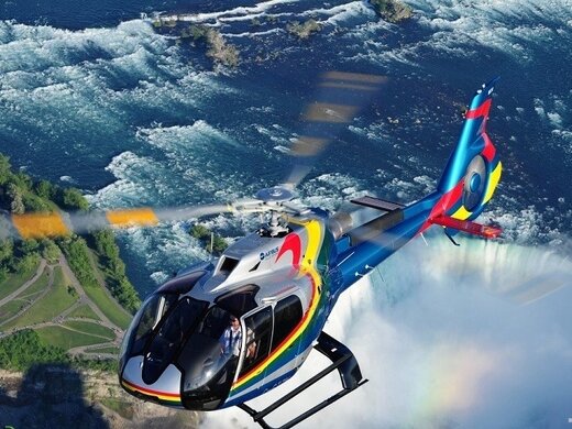 ببینید | لحظه‌ای رویایی از پرواز بر فراز آبشار نیاگارا 