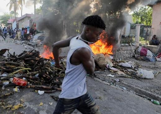 تظاهرات ضدحکومتی در اعتراض به افزایش قیمت سوخت در پایتخت هاییتی/ رویترز
