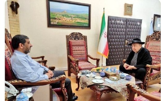 دیدار ضرغامی با بهمن فرمانآرا/باهم اختلاف دیدگاه داریم دیدار ضرغامی با بهمن فرمانآرا/باهم اختلاف دیدگاه داریم