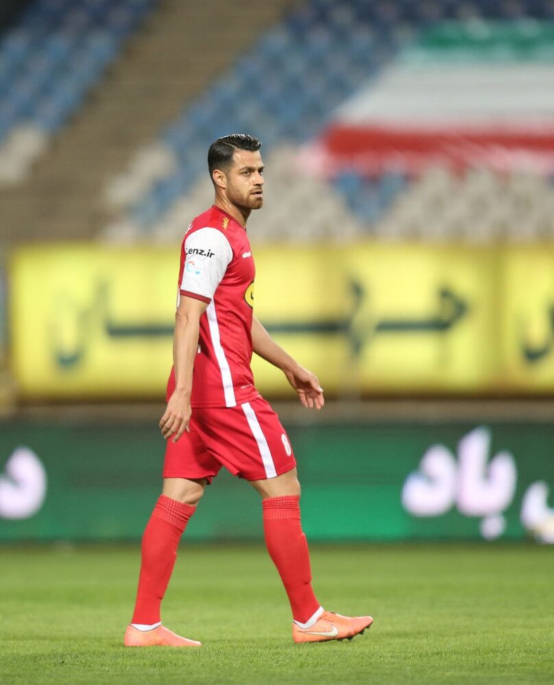 مرتضی پورعلیگنجی و نمایشی در حد جام جهانی!/عمس