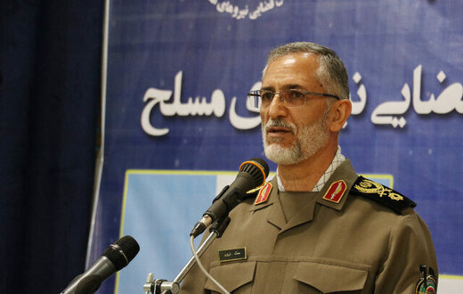 رییس دفتر نظامی رهبر انقلاب: همین امروز برخی به ظاهر ابرقدرت ها، دست تمنا به سوی ایران دراز کرده اند /طولی نمی کشد دیگران فناوری نظامی را از ما بگیرند