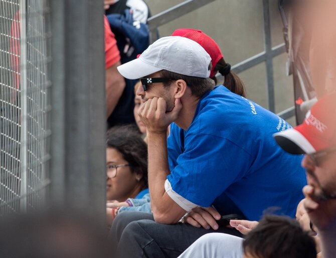 فاصله امن پیکه و شکیرا در تماشای بازی بیسبال/عکس