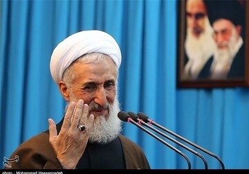 انتقاد صدیقی، خطیب جمعه تهران به «آزار» دیدن مردم از «گرانی‌ها و مسئله خودرو» 