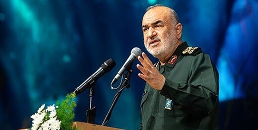 فرمانده کل سپاه: ریشه ناآرامیهای اخیر بر اساس دادههای اطلاعاتی دقیق، در قلب نظام سلطه نهفته است