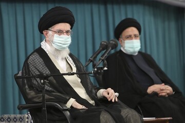 ایستادگی موجب پیشرفت و تسلیم باعث عقب‌رفت است / جمهوری اسلامی از «جبهه مقاومت» حمایت می کند
