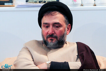انتقاد ابطحی از شورای انقلاب فرهنگی : حقوق تان حلال است ؟