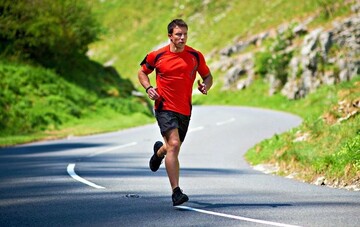 اینفوگرافیک | ۸ فایده شگفت‌انگیز پیاده‌روی