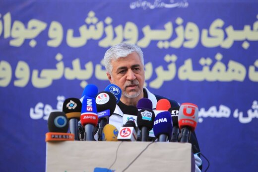 حتی یک تار موی الناز رکابی هم بیرون نبود!