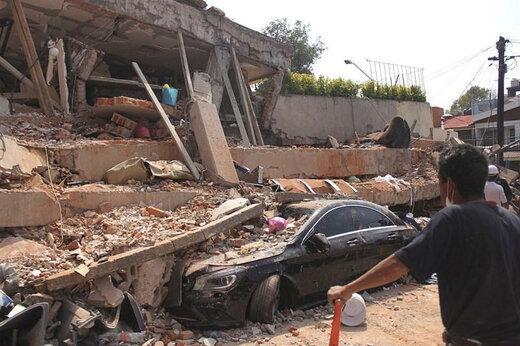 ببینید | تصاویری وحشتناک از لحظه زلزله ۷/۲ دهم ریشتری در مکزیک