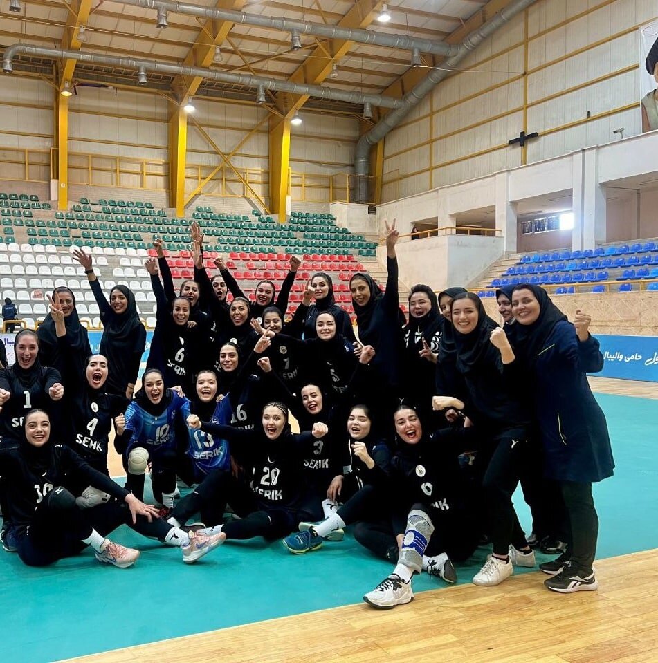 تیم سردار، مدعی جدید قهرمانی/عکس