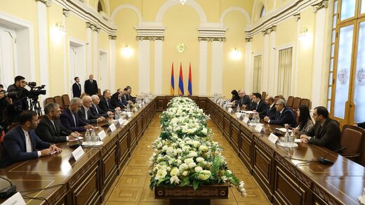 قدردانی رئیس مجلس ارمنستان از مواضع ایران در دیدار با امیرعبداللهیان