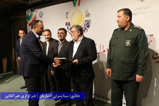 تجلیل از قهرمانان ورزشی استان آذربایجان‌غربی