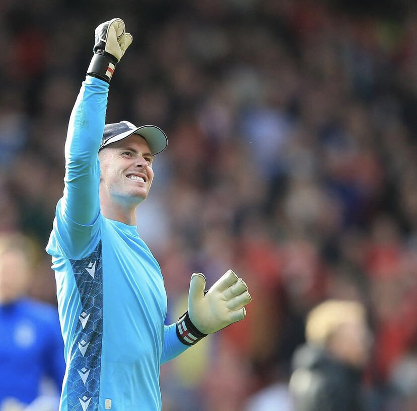 ظهور شخصیت محبوب کارتون فوتبالیستها در لیگ برتر!/عکس