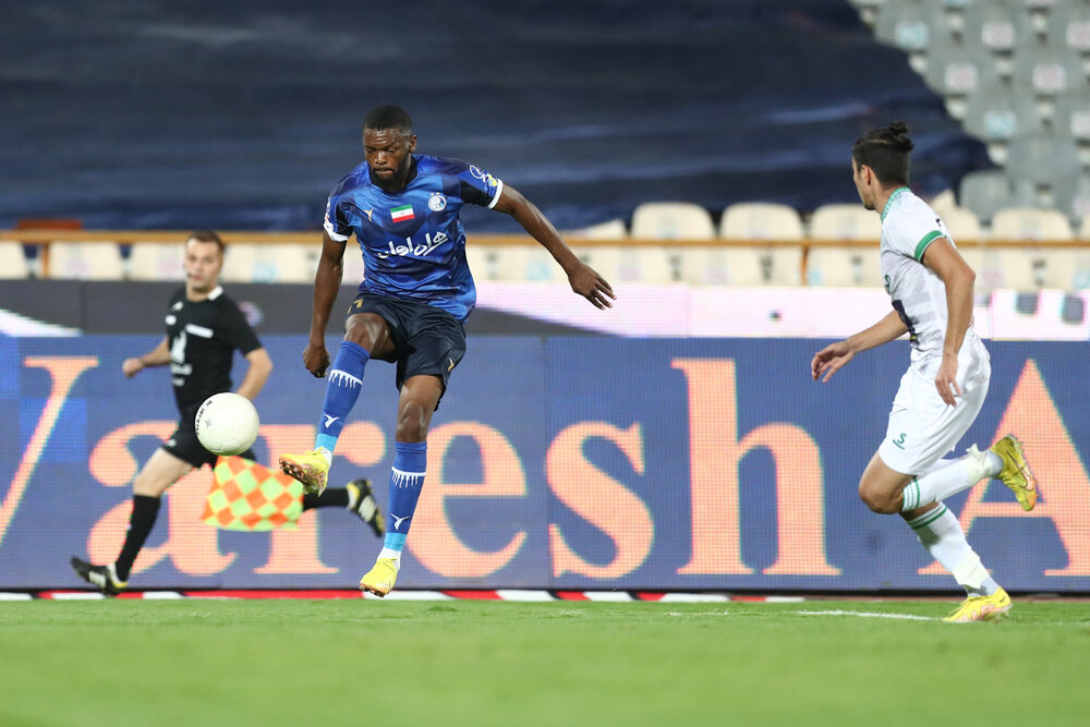 گلزن استقلال اسیر تصمیم تاکتیکی ساپینتو/عکس