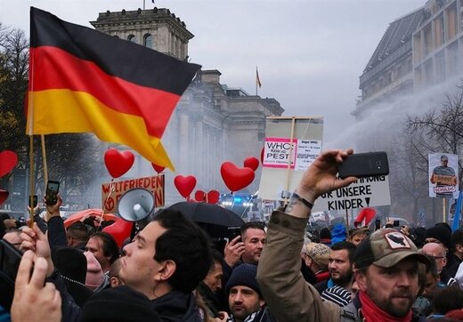 ببینید | گزارش صداوسیما از تظاهرات گسترده در برلین