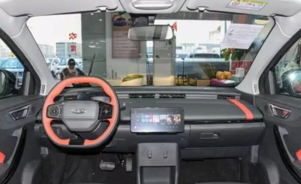 عکس | ماشین جدید چری، گزینه ایدهآل برای شهرهای شلوغ