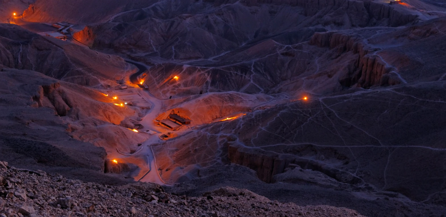 عکس | مقبره 3 هزار ساله که 5 هزار گنج در خود جای داده بود