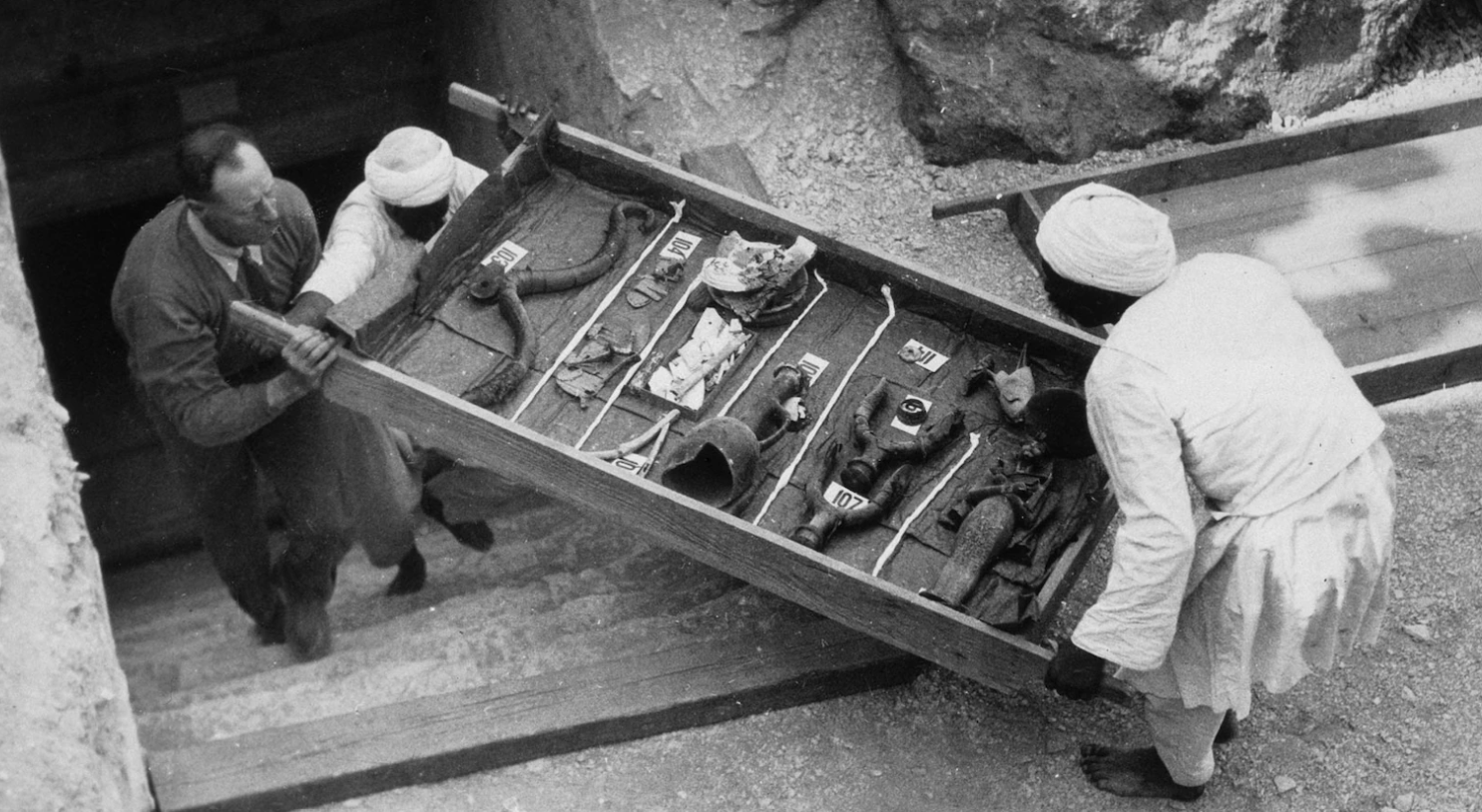 عکس | مقبره 3 هزار ساله که 5 هزار گنج در خود جای داده بود