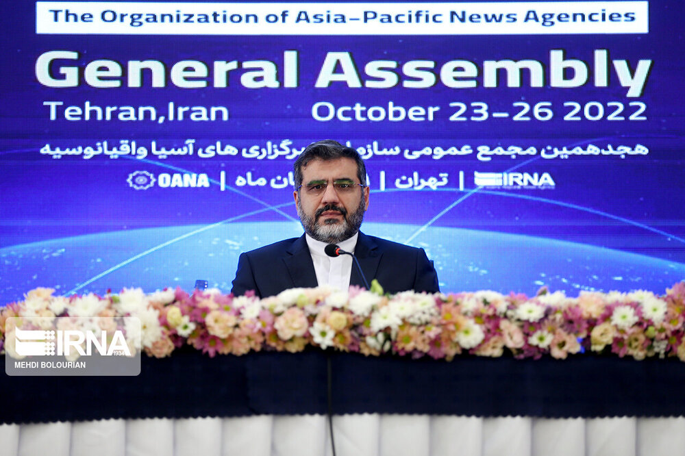 iran-culture-minister-media-not-a-tool-for-power-but-a-power-itself