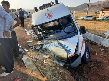 تصادف آمبولانس با اتوبوس در محور کهورستان- بستک/ یک نفر کشته و چهار نفر به صورت سرپایی مجروح شدند
