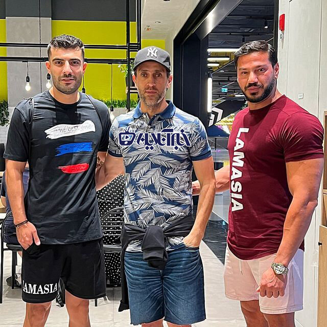 علی کریمی از چهره جدیدش رونمایی کرد!