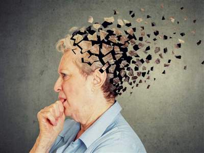 علائم  اولیه آلزایمر را بشناسید/ زوال عقل چگونه از راه می‌رسد؟