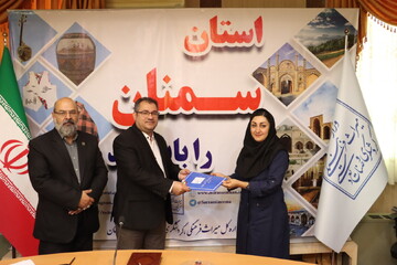 غرفه هنرمند صنایع‌دستی استان در نمایشگاه سرا ی زنجان برتر شد