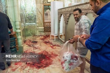 تصاویر دردناک از حمله تروریستی به حرم شاهچراغ