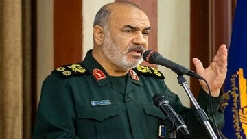فرمانده سپاه: دشمنان همه پس‌اندازشان را در حوادث اخیر خرج کردند / فکر می‌کردند به سادگی می‌توانند نظام را ساقط کنند 