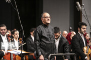 رهبر ارکستر ملی ایران: نواختن قطعات پیچیده ارکسترها را ارتقاء می‌دهد
