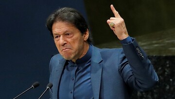 عمران خان: فرمانده سابق ارتش پاکستان می‌خواست مرا ترور کند!