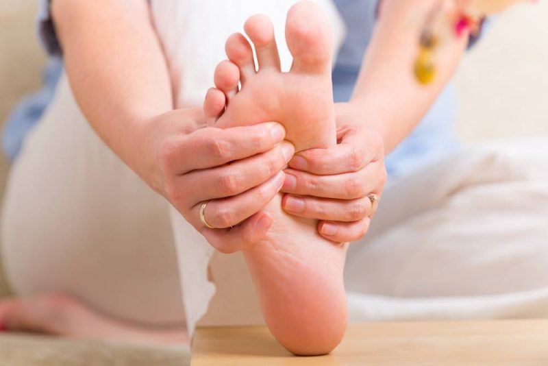 مور مور شدن دست و پا نشانه چیست؟ 2
