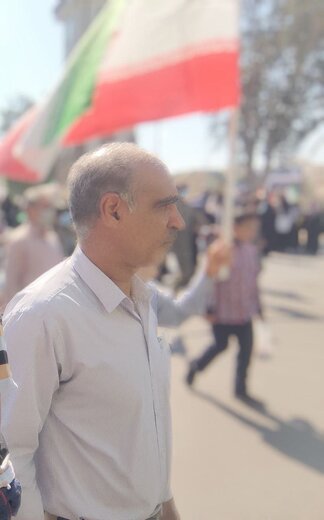 حضور مهدی طارمی در راهپیمایی روز ۱۳ آبان بوشهر