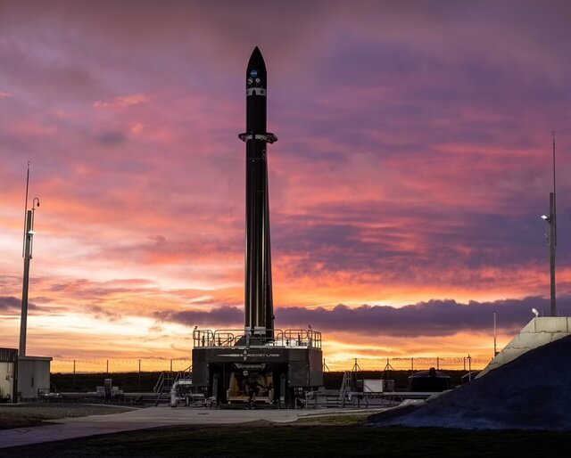 عکس | "اگه میتونی منو بگیر"؛ آزمایش عجیب موشک آمریکایی!