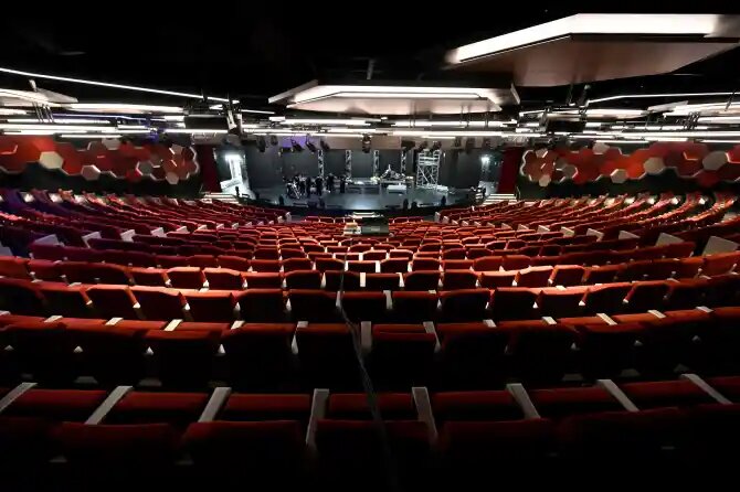 تصاویر | کشتی لاکچری انگلیسیها برای همسران ستارگان در جام جهانی