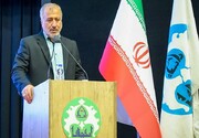 رئیس دانشگاه اصفهان: ۵٠ تا ۶٠ دانشجو تعلیق شدند/ دانشگاه محلی برای پژواک صدای کومله و شعارهای هنجارشکنانه نیست، باید برخورد شود
