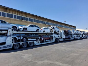 ترانزیت خودرو در بندر شهید باهنر ۳۵۴ درصد افزایش پیدا کرد ترانزیت خودرو در بندر شهید باهنر ۳۵۴ درصد افزایش پیدا کرد