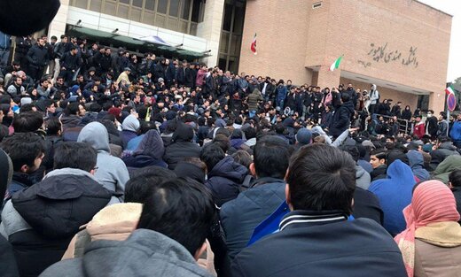 رئیس فراکسیون مستقلین ولایی مجلس: اگر نیروهای امنیتی و انتظامی وارد دانشگاه شوند، باید پاسخگو باشند، چون اقدامی خلاف قانون رخ داده